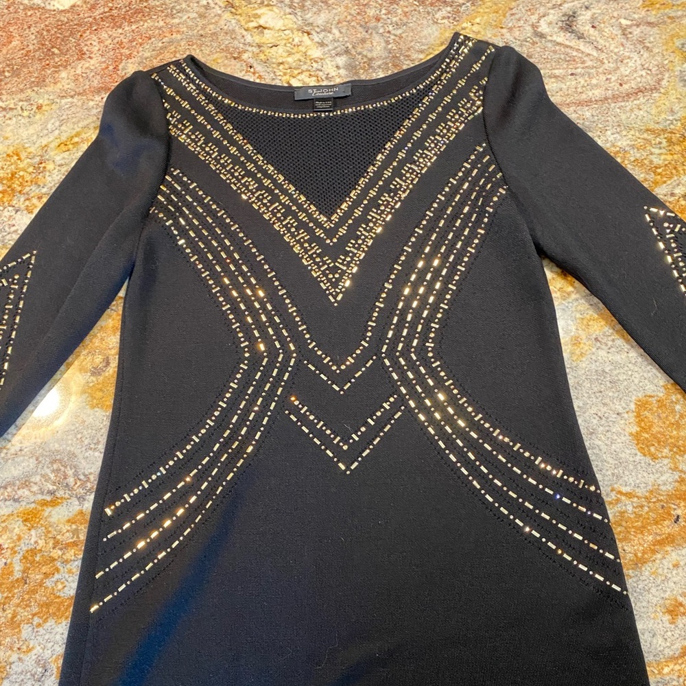 St. John Couture - Geometric Pointelle Jacquard Sweater - READ MEASUREMENTS - Picture 12 of 17